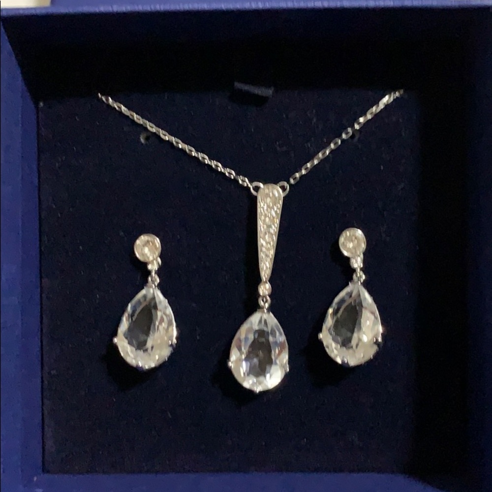 Swarovski tear drop earrings and necklace